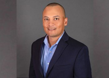 Hernando Celada: Revolutionizing Healthcare by Aligning IT with Business Strategy