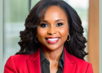 Tonya Echols: Illuminating Paths to Leadership Excellence